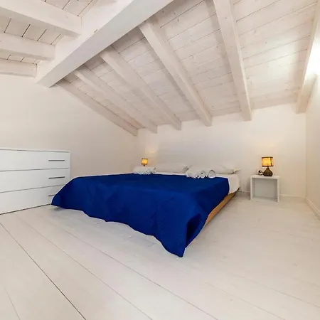 Villa With Sea View, Parking, Wi-fi, And Ac *