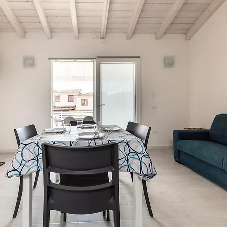 Cuore With Sea View, Parking, Wi-fi, And Ac *
